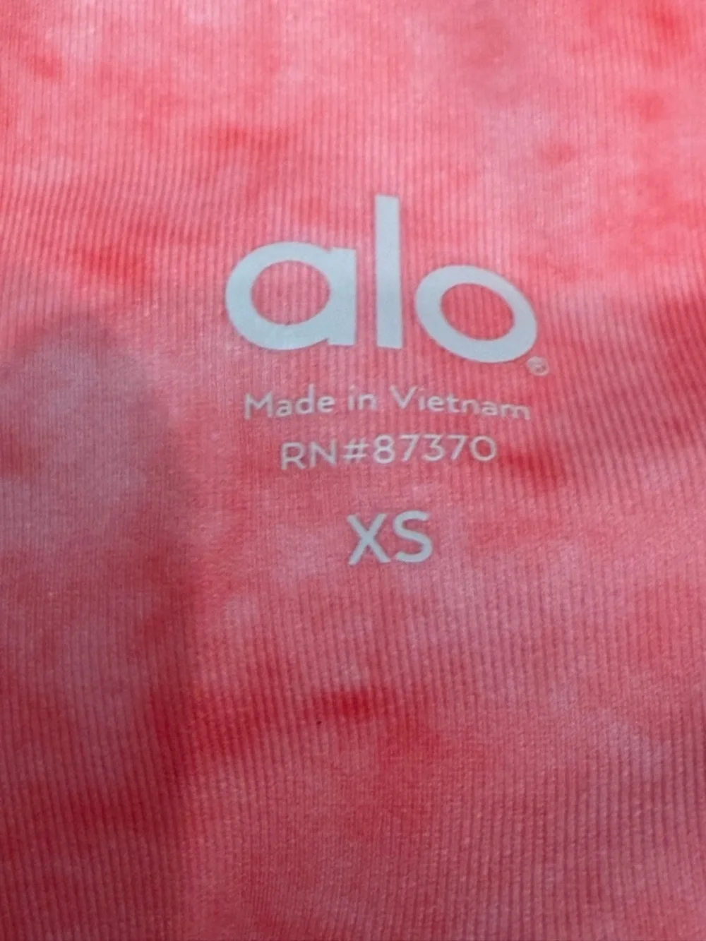 Alo Yoga High-Waist Airbrush Capri | Pink Tribal Geo Watercolor XS
